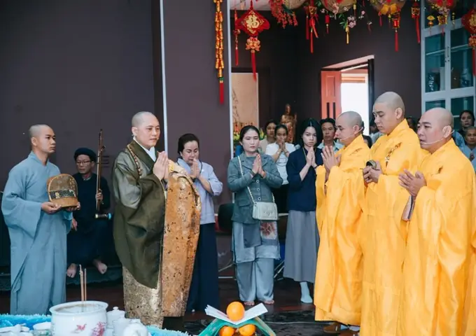 Đạo Phật Là Con Đường Giác Ngộ - Phật Sự Online