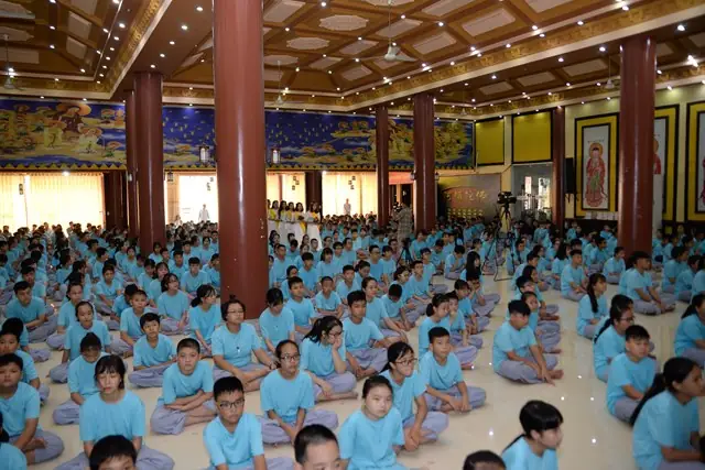 Con Về Bên Phật Chùa An Hồng