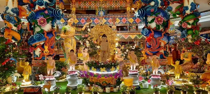 Công Đức Tắm Phật