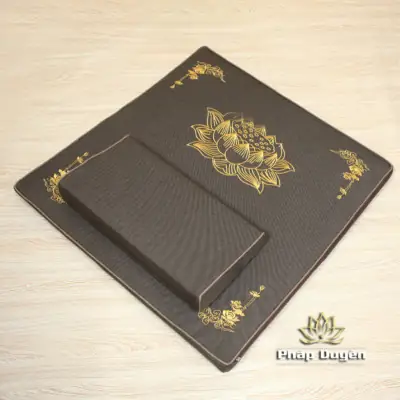 Alternative View Of Bộ Đệm Dốc Xơ Dừa Thêu Hoa Sen Cao Cấp Ngồi Thiền Tĩnh Tọa Niệm Phật, Mầu Nâu, Kích Thước 60cmx60cm, 70cmx70cm, 80cmx80cm