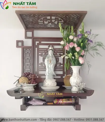 Ý Nghĩa Của Việc Dâng Hoa Cúng Phật