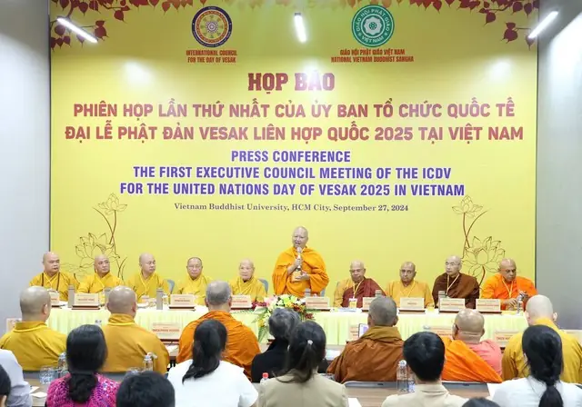 (chinhphu.vn) - Chiều 27/9, Tại Học Viện Phật Giáo Việt Nam Tphcm, Giáo Hội Phật Giáo Việt Nam Phối Hợp Ủy Ban Tổ Chức Quốc Tế Đại Lễ Vesak Liên Hợp Quốc (icdv) Tổ Chức Họp Báo Về Kết Quả Phiên Họp Lần Thứ Nhất Của Ủy Ban Tổ Chức Quốc Tế Đại Lễ Phật Đản Vesak Liên Hợp Quốc 2025 Tại Việt Nam.