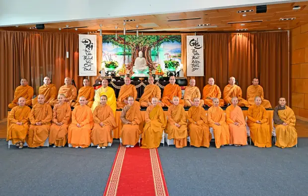 Đại Tự Tại Vương Phật Thủ Ấn: Ý Nghĩa, Hình Ảnh Và Cách Thức Tu Tập