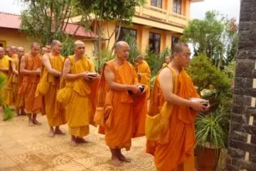 Sức Hấp Dẫn Của Đạo Phật Khất Sĩ Việt Nam