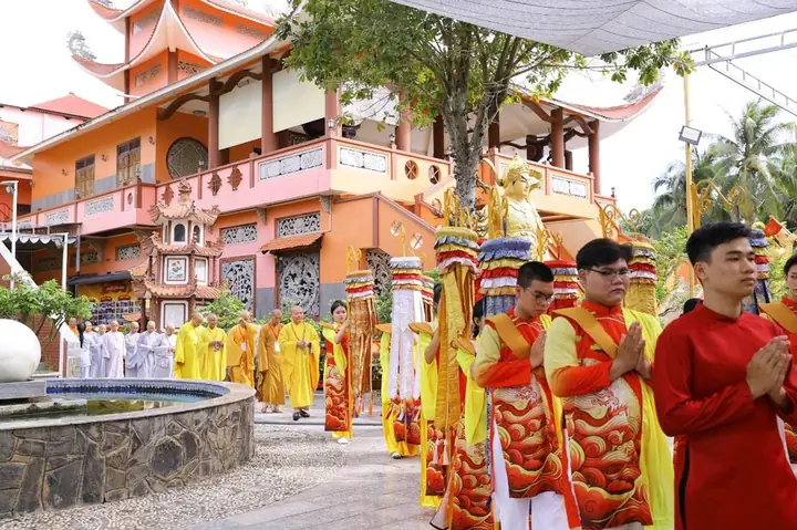 Lễ Khai Mạc Khoá Tu Mùa Hè Đạo Phật Và Tuổi Trẻ 2025 Do Ban Hướng Dẫn Phật Tử Tỉnh Tiền Giang (trước Đây) Tổ Chức
