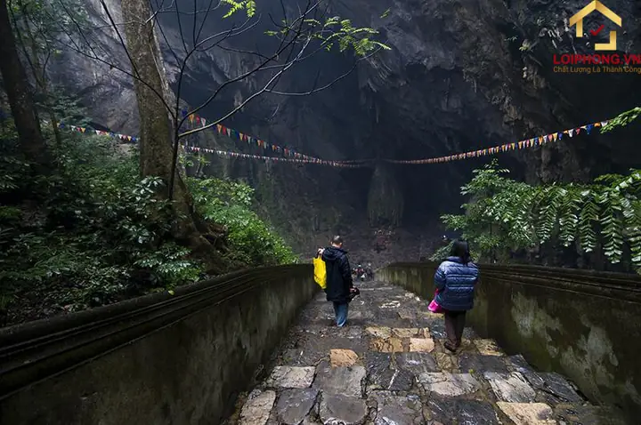 Động Hương Tích