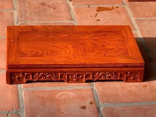 Đế Gỗ Để Tượng Phật: Hướng Dẫn Chọn Mua & Bố Trí Chuẩn Phong Thủy