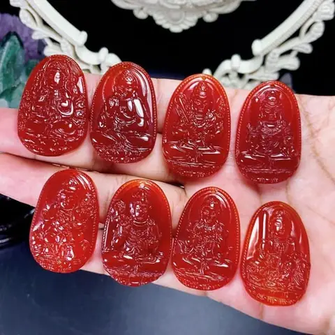 Đeo Phật Bản Mệnh Có Tác Dụng Gì? Lợi Ích Và Cách Đeo – Sky ...