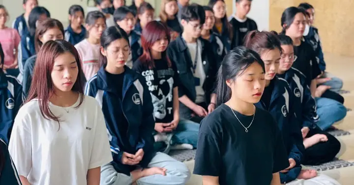 “đức Phật Trong Ba Lô”, Nghĩ Về Hành Trang Vào Đời Của Tuổi Trẻ Hôm ...