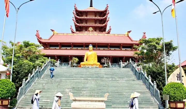 Lý Giải Tên Gọi “phật Cô Đơn” Và Giai Thoại Linh Thiêng