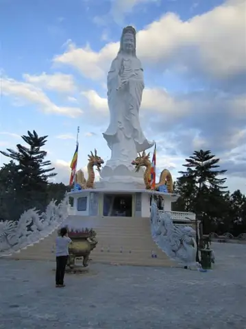 Tượng Phật Bà, Huế - Công Ty Cổ Phần Bến Xe Huế