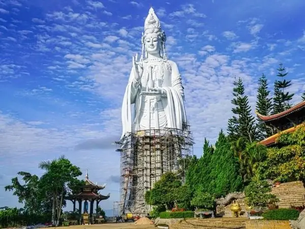 Tượng Quan Âm Bằng Đá: Bảng Giá, Qui Trình Gia Công & Cách Mua Tượngđẹpđúng Giá!