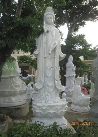 Mẫu Tượng Quan Âm Đứng Bằng Đá Giá Tốt