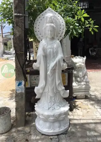 Mẫu Tượng Quan Âm Đứng Bằng Đá Giá Tốt