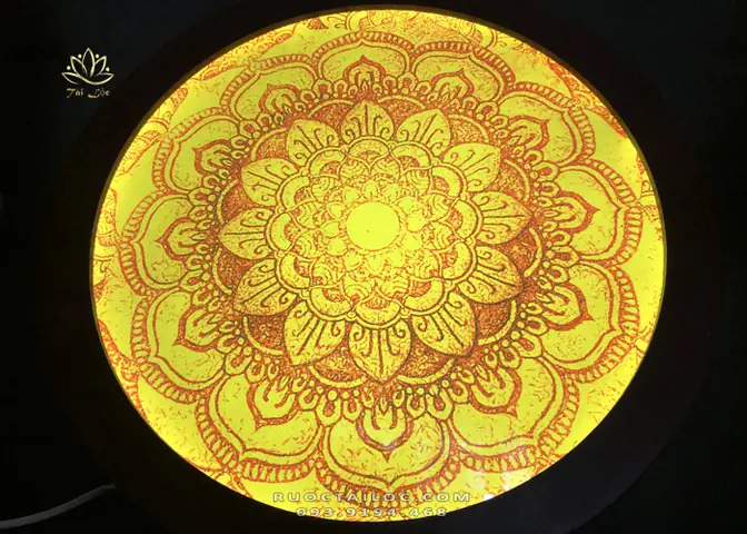 Hào Quang Sau Lưng Phật: Biểu Tượng Tâm Linh Và Ý Nghĩa Sâu Sắc