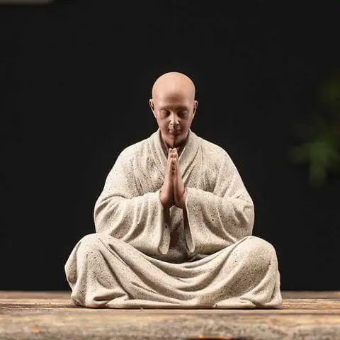 Hình Ảnh Chắp Tay Niệm Phật Dành Cho Máy Tính