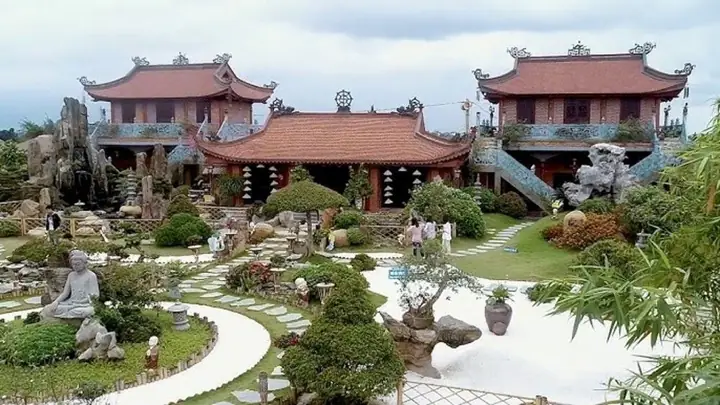 Giới Thiệu Về Chùa Phật Quang – Chốn Tâm Linh Trăm Tuổi Ở Hà Nam