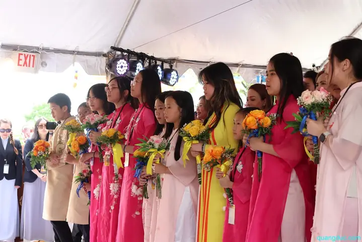 Le Vesak-usa-2025 (104)