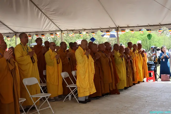 Le Vesak-usa-2025 (230)