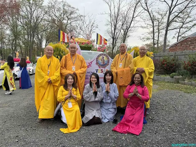 Usa-vesak-2025 (11)