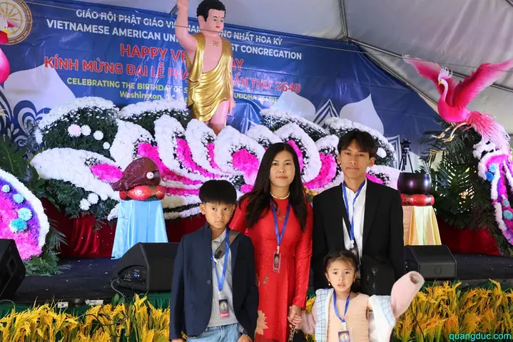 Usa-vesak-2025 (36)