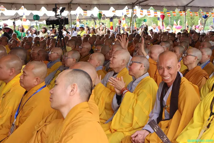 Le Vesak-usa-2025 (77)
