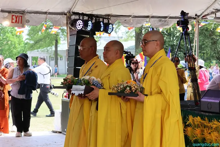 Le Vesak-usa-2025 (239)
