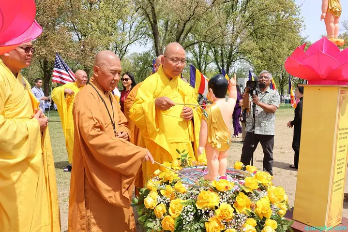 Le Vesak-usa-2025 (273)