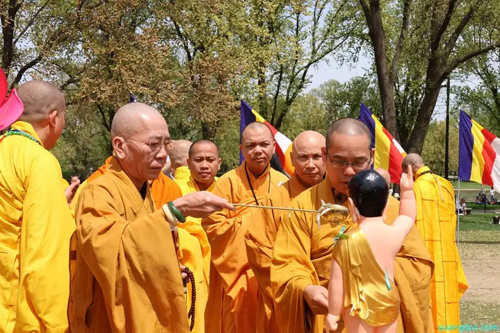 Le Vesak-usa-2025 (265)