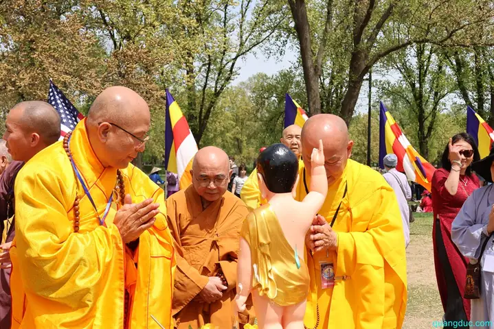 Le Vesak-usa-2025 (260)