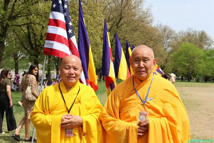 Usa-vesak-2025 (16)