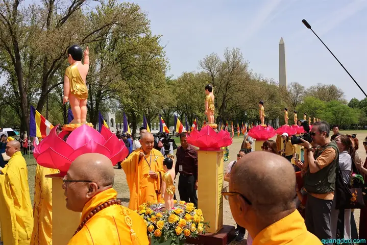 Le Vesak-usa-2025 (244)