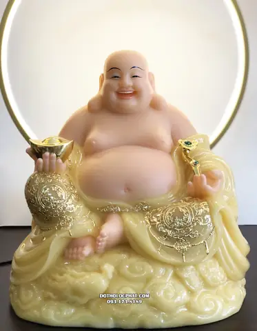 Hình Ảnh Đức Phật Di Lặc Trong Tư Thế Ngồi Nằm Thoải Mái