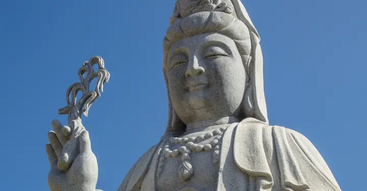 Ý Nghĩa Của Hình Ảnh Phật Quan Âm Bồ Tát