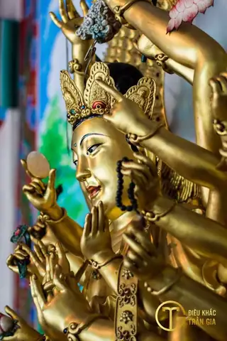 Ii/ Sự Tích Phật Nghìn Tay Nghìn Mắt: