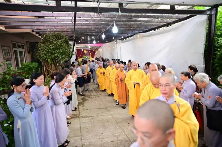 Lễ Khiển Điện – Di Quan