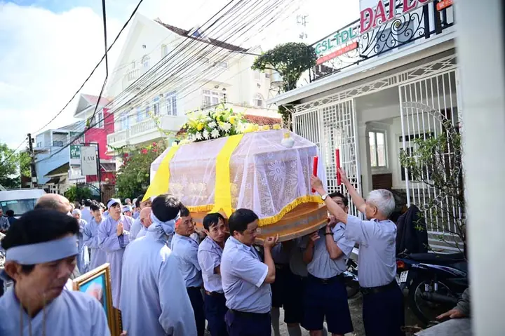 Lễ Khiển Điện – Di Quan