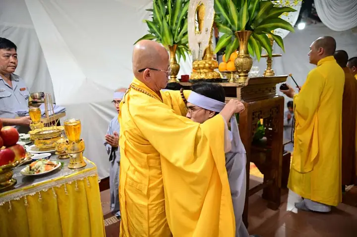 Lễ Bạch Phật – Khai Kinhtiến Linh – Thành Phục