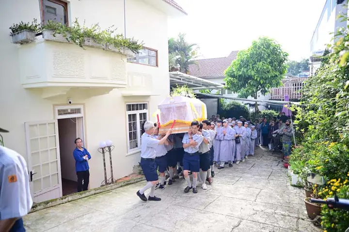 Lễ Khiển Điện – Di Quan