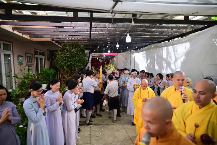 Lễ Khiển Điện – Di Quan