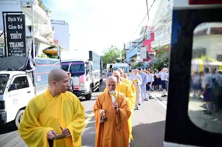 Lễ Khiển Điện – Di Quan