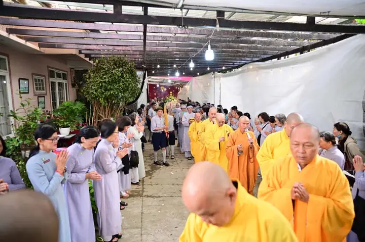 Lễ Khiển Điện – Di Quan