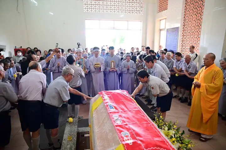 Lễ Hỏa Tángtại Đài Hóa Thân Hoàn Vũ – Đà Lạt