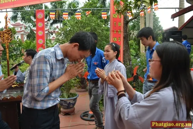 Những Hình Ảnh Đẹp Về Nghi Lễ Tắm Phật 15