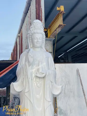 Xem Thêm:>> Tượng Phật Quan Âm Bằng Đá Tự Nhiên Và Nguyên Khối