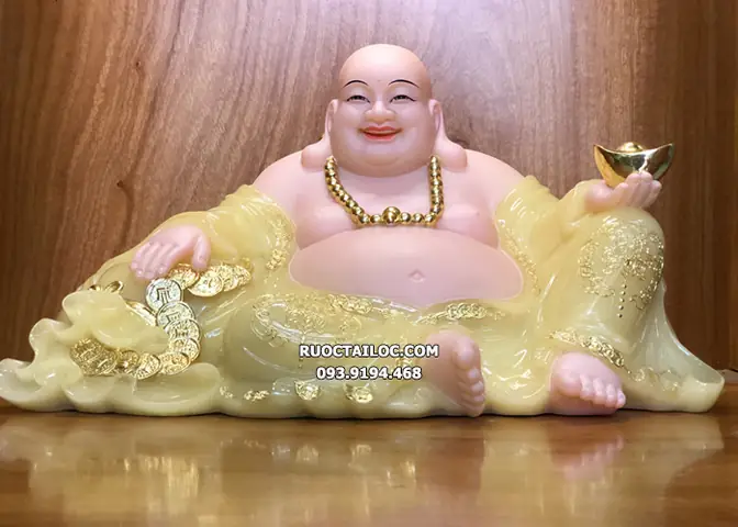 Tượng Phật Di Lặc Là Ai Trong Các Kinh Điển Phật Giáo