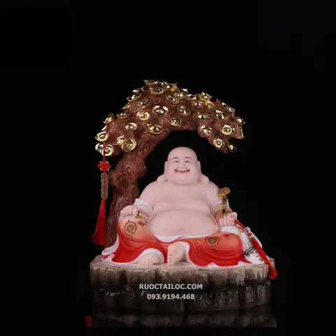 Hình Ảnh Đức Phật Di Lặc Trong Tư Thế Ngồi Nằm Thoải Mái