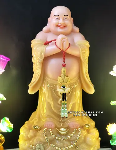 Hình Ảnh Đức Phật Di Lặc Trong Tư Thế Ngồi Nằm Thoải Mái