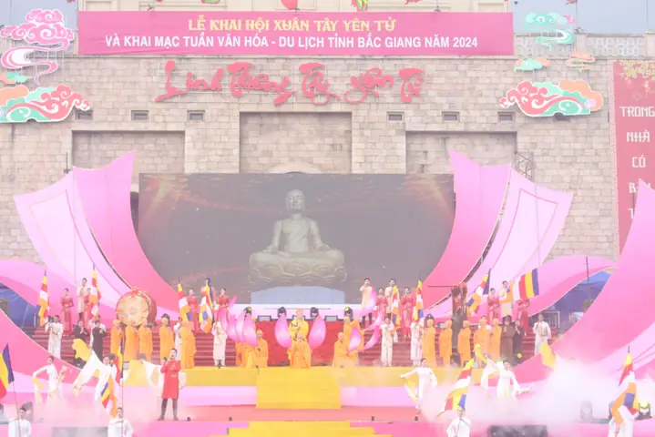 “con Đường Hoằng Dương Phật Pháp” Của Điều Ngự Giác Hoàng - Vua Trần Nhân Tông Và Các Đồ Đệ Của Ông Hơn 700 Năm Trước Đến Nay Đã Và Đang Được Khôi Phục, Mở Mang, Trở Thành Lộ Trình Hành Hương Mới Về Nơi Khởi Nguồn Phật Giáo Việt Nam.