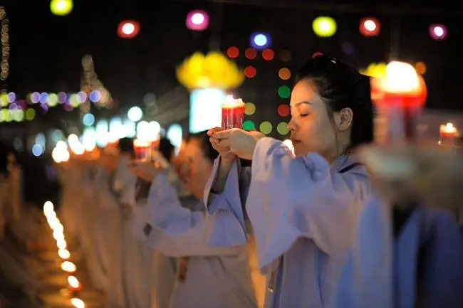 Học Phật Tại Gia Như Thế Nào Cho Đúng Pháp?